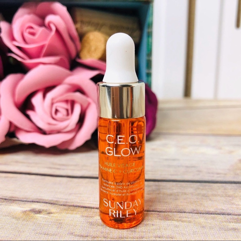 Sunday Riley C.E.O. Glow Vitamin C + Turmeric